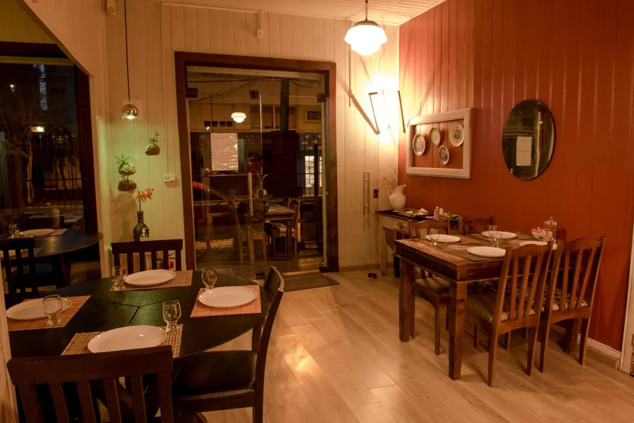 Salão da Pizzaria em São Pelegrino